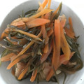 FULAU's cooksnap of when they made 切り昆布と厚揚げの炒め煮.