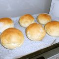 にゃんこの部屋's cooksnap of when they made ノンオイル☆はちみつ生クリームパン.