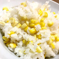 わと和都's cooksnap of when they made 芯で取っただしで、とうもろこしご飯!.