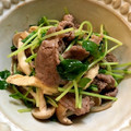 りさーむ's cooksnap of when they made 牛モモ肉と豆苗の中華炒め.