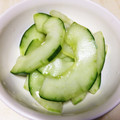 momochi910's cooksnap of when they made 漬物好きのかりもりの浅漬け.