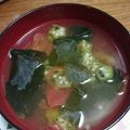 ゆきんこななこ's cooksnap of when they made 簡単♪オクラとトマトのコンソメスープ.