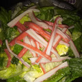 ルリカラクサ's cooksnap of when they made レタスとカニカマのマヨネーズ炒め.