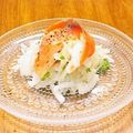 jimm's cooksnap of when they made 簡単＊サーモンと玉ねぎとかいわれサラダ.