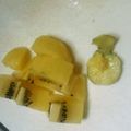 おけ～はん's cooksnap of when they made 簡単、 ピッとするだけ♪キウイのヘタ処理.