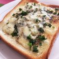 そふらん♪'s cooksnap of when they made 朝食に♪簡単青ねぎチーズトースト.