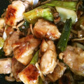 あゆ2003's cooksnap of when they made 鶏もも肉ときのこの黒酢照り焼き.