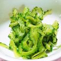 包丁苦手ママ's cooksnap of when they made レンジで 基本のサラダゴーヤ.