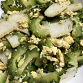 みわにゃん♪'s cooksnap of when they made ゴーヤとベーコンの簡単卵炒め.
