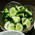 ばんぷ☆'s cooksnap of when they made 簡単きゅうりの浅漬け.