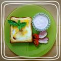 きゃうゃ's cooksnap of when they made 卵半熟が旨いマヨ☆ケチャ☆チーズトースト.