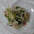 イチゴ、イチゴ。's cooksnap of when they made 春わかめと豆苗・もやしの簡単和え物.