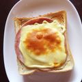 ☆悠琉☆'s cooksnap of when they made うまっ！半熟ハムエッグトースト.
