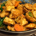 クックV4AO61☆'s cooksnap of when they made 鶏胸肉と厚揚げのオイマヨカレーソース炒め.