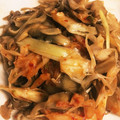 ＊にょにょん＊'s cooksnap of when they made マイタケと長ネギのキムチあえ.