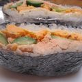 vwositm's cooksnap of when they made 鮭フレークのおにぎらず.