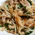 チュリチュウ's cooksnap of when they made 豚こま肉とにらともやしのラー油炒め.