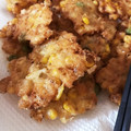 かけや's cooksnap of when they made とうもろこしとチーズのミニかきあげ.