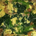 ＠ままちゃん's cooksnap of when they made ほうれん草と卵のめんつゆバター炒め.