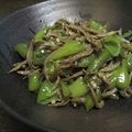 たなか家's cooksnap of when they made ご飯に♥小女子ちりめんとピーマンの炒め物.