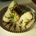 mmmmint＊'s cooksnap of when they made 朝食に☆枝豆と塩昆布のオイルおにぎり.