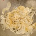 haturi's cooksnap of when they made オニオンスライスは♔マヨ麺つゆで❤.