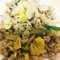 KandS's cooksnap of when they made 簡単!!しめじと挽き肉でカレー風味ニラ玉.