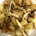 まゆまルイ's cooksnap of when they made しめじとじゃがいものにんにく醤油.
