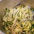 juelmi's cooksnap of when they made 超簡単 もやしとキュウリの和え物.