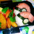 さくさくmomo's cooksnap of when they made キャラ弁☆簡単♪モンスターボールおにぎり.