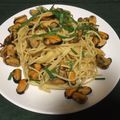 ムピョコ's cooksnap of when they made 簡単！ムール貝のパスタ.