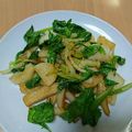 クックT2GIMU☆'s cooksnap of when they made 長芋とセロリの葉の炒め物.
