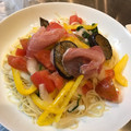 やんやん18's cooksnap of when they made トマトとナス 夏野菜 冷製パスタ.