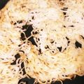 pinkyeren's cooksnap of when they made 茹でて余った素麺でお好み焼き！.