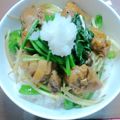 ★じゅんこ★'s cooksnap of when they made 鶏肉とほうれん草のウマウマ丼.