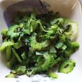 クック2EUWSV☆'s cooksnap of when they made 簡単美味しいゴーヤを塩昆布で.