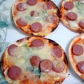 とーみママ's cooksnap of when they made ギョウザの皮de簡単ピザ！.