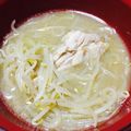 ナツMAM's cooksnap of when they made 鶏手羽元とネギ もやし！こってりスープ.