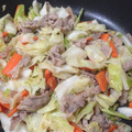 Gusshi's cooksnap of when they made 野菜は時短☆豚肉の梅炒め.
