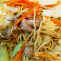 リトルチェリー's cooksnap of when they made 簡単だけど本格的なアジアン風焼きそば☆.