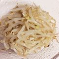KimiキラMiku's cooksnap of when they made 簡単レンジもやしナムル.