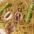 makiki☆'s cooksnap of when they made イカとほうれん草のピリ辛パスタ.
