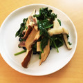Sarah09's cooksnap of when they made 超簡単♫ほうれん草と椎茸のオイマヨ炒め.