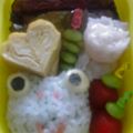 ふれりん's cooksnap of when they made 梅雨空にかわいい♪カエル弁当～キャラ弁.