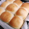たにたーに's cooksnap of when they made 簡単ふかふかちぎりパン.