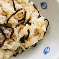MOKUROU's cooksnap of when they made 塩昆布とチーズのおにぎり⭐︎.