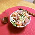 komutatata's cooksnap of when they made ❀山葵だれ☆生ハム＆サーモンのサラダ丼❀.