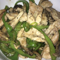 megomo's cooksnap of when they made 簡単ピーマンとせせりの塩炒め.