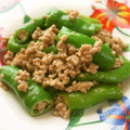 mmameco's cooksnap of when they made しし唐とひき肉のオイマヨ炒め.