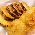 ぐるパパ's cooksnap of when they made さつま芋と新玉ねぎのさくさく天ぷら〃♪♪.